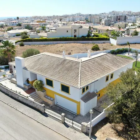Sol Tropical Holiday home